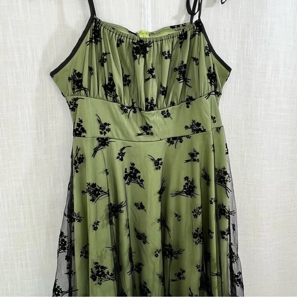 SHEIN Green Black Lace Tie Shoulder Flowy Ruched Bust Dress Size XL - Picture 8 of 12